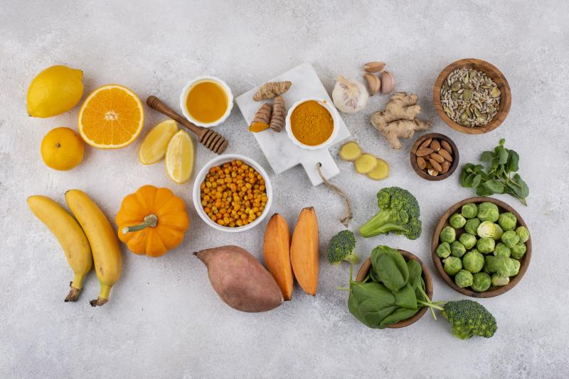 Ученые напомнили, в каких витаминах осенью организм нуждается прежде всего 